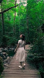 Deborah Pauline (@elegancefromthepast)