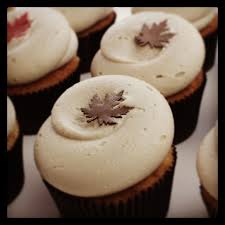 I Ve Made These Yum Georgetown Cupcake Pumpkin Spice Cupcakes With Maple Cream Cheese Frosting Http Www Ge Dessert Cupcakes Cupcake Recipes Fun Desserts