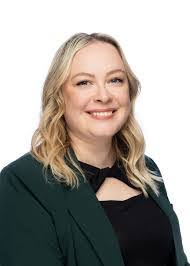 Alex Dilello's Instagram, Twitter & Facebook