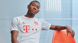 Alaba's cross from the left wing curled invitingly behind the macedonian defence and left substitute michael austria eventually got a third in the 90th minute through marko arnautovic, but foda's. Arnautovic Gehort Zum Alaba Kosmos Peterlinden Live