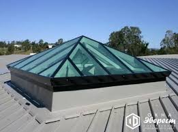 Преимущества зенитных фонарей перед вертикальными боковыми окнами налицо. Fotogalereya Zenitnyh Fonarej