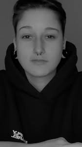 Verdrängt tut alles nur halb so doll' weh.❄️