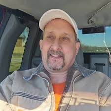 Hooking up or wifey material?