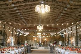 A Fall Barn Wedding At Elliott Farms In Paducah Kentucky By Rachael Houser Photography Fall Barn Wedding Kentucky Wedding Paducah