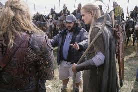 În timp ce, după bătălia grea împotriva orcilor, aragorn, elful legolas și piticul gimli încerca săi salveze pe merry și pipin, răpit de către orci or. Imagini Rezolutie Mare The Lord Of The Rings The Two Towers 2002 Imagini StÄƒpanul Inelelor Cele DouÄƒ Turnuri Imagine 17 Din 40 Cinemagia Ro