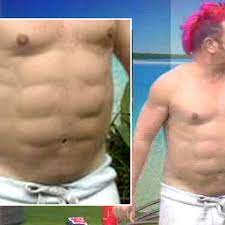 The 'villain' of netflix's 'the circle' speaks out. Celebrity Big Brother Star Reveals Gross Fake Abs 9celebrity