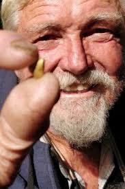 La fiebre del oro: aguas bravas. La fiebre del oro:...: El legado de Fred  Hurt (2023)