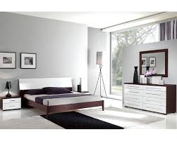 There are many different italian bedroom designs that can be. Italian Modern Two Tone Bedroom Set 33b221