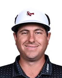 Taylor Dickson's Instagram, Twitter & Facebook