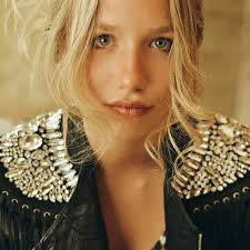 India Alvarez Styling & MakeUp