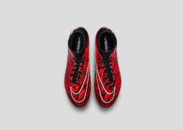 The latest tweets on robert lewandowski. Nike Football Celebrates Robert Lewandowski With Exclusive Hypervenom Ii Nike News