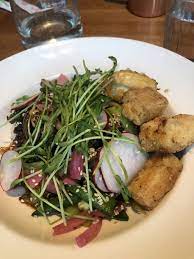 More in lincoln square (5) earls address, earls location. Earls Kitchen Bar Bellevue Washington Restaurant Happycow