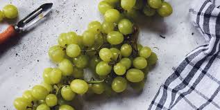 Formata dall'80% di acqua, l'uva risulta davvero poco calorica. Uva Fa Ingrassare Fine Di Una Bufala Durata Troppo Tempo