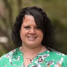 Jill Little's Instagram, Twitter & Facebook