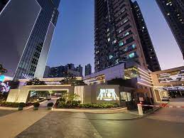 荃灣廣場) is a private housing estate and shopping mall in tsuen wan, new territories, hong kong, located near the mtr tsuen wan west station, tsuen wan ferry pier. Aurora Tsuen Wan Plaza 88 Hong Kong Ligman De