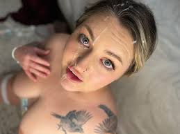 TW Pornstars - NATALIA REYNOLDS. Twitter. This happened last night🥵 20  minute sex tape now available. 7:36 AM - 29 Jun 2022