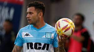 Second half ends, racing club 1, rosario central 0. Eugenio Mena Dio Positivo De Covid 19 En Racing