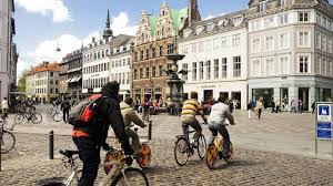 Denmark proper, which is the southernmost of the scandin. ä¸¹éº¥çš„å¤©æ°£å'Œæ°£å€™