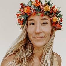 Joni Graves's Instagram, Twitter & Facebook