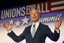 Joseph robinette «joe» biden) — президент сша, известный американский политик. Rejting Bajdena Snizilsya Na Fone Skandala V Ssha Rossijskaya Gazeta