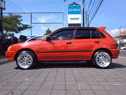 Toyota starlet tahun 1993 tetap ganas meski mobil tua. Modifikasi Mobil Starlet 95 Arena Modifikasi
