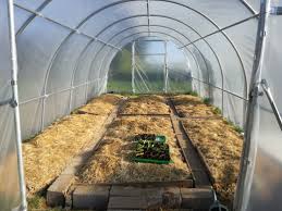 Amenagement De Serre D Un Client En 2020 Serre Jardin Jardin Francais Jardins