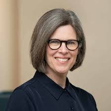 Miranda Henning's Instagram, Twitter & Facebook