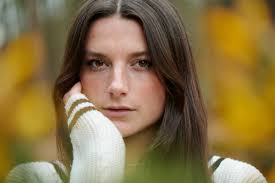 Ria Williams's Instagram, Twitter & Facebook