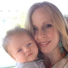 Heather Mecham's Instagram, Twitter & Facebook