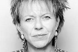 Connie palmen, geboren 1955, lebt in amsterdam. Debutroman Von Connie Palmen Wird Wiener Gratisbuch 2019 Kleinezeitung At