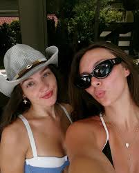 Finding grassy fields w/ @layla.frederick is probs my fav past time!