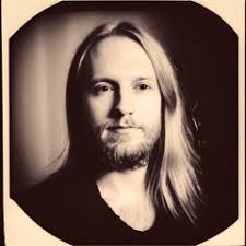 Stream Logan Reeves Official music