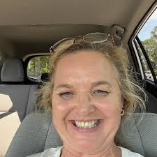 Let's all wish Battalion Chief David Beasley a happy birthday! Thank you  for what you do for Evans County Citizens!