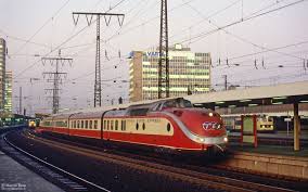 Vt11 5 Im Sonderdienst Der Bd Essen Bild 4643 Train Subway Train Retro Futurism