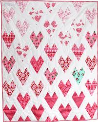 A modern valentine quilt in pinks and reds! Valentine Quilts Heart Quilt Pattern Quilt Patterns Quilt Patterns Free