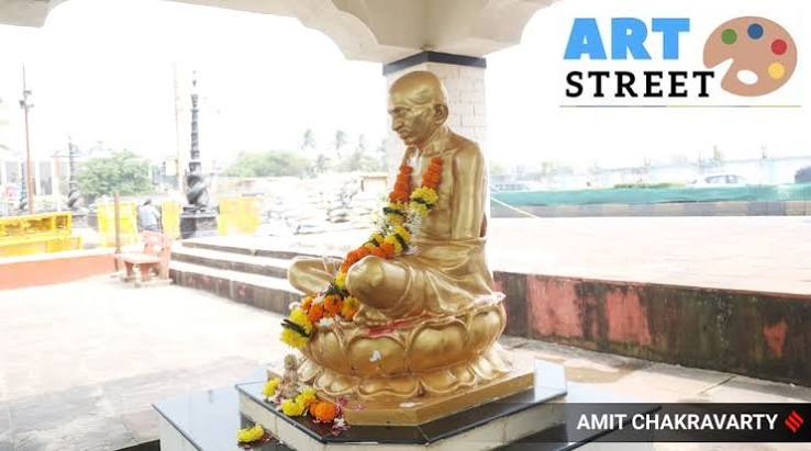 Mumbai Art Street: This Gandhi statue reminds one about the Mahatma's morning prayers | Mumbai News - The Indian Express