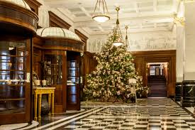 Shop for indoor christmas decorations in christmas decor. Hotels With Best Christmas Decorations And Holiday Displays Architectural Digest