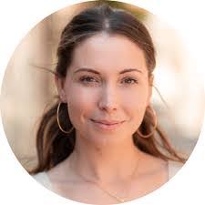 Amanda Foote's Instagram, Twitter & Facebook