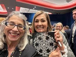 Sandy Marco's Instagram, Twitter & Facebook