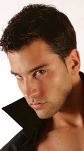 Entrevista a Héctor Soria, el español primer finalista en Míster  Internacional 2009 en su debut