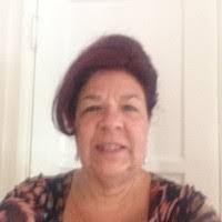 Elizabeth Fiske's Instagram, Twitter & Facebook