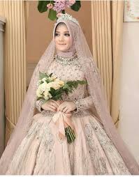 Maybe you would like to learn more about one of these? Cantik Dan Manglingi Inspirasi Makeup Pengantin Hijabers Yang Menawan Di Hari Bahagiamu