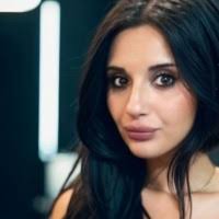 100+ "Selena" profiles