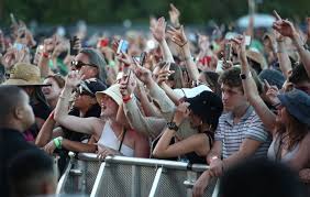 New zealanders are the most laid back, welcoming and friendly nation ever. 20 000 People In New Zealand Attend Biggest Concert Since Lockdown