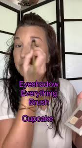 Where are my BROWN EYED GIRLS at???...