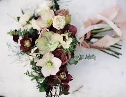 Wedding flowers have been with us since the beginning of time. Wedding Flowers For Every Season