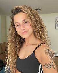 Amber Lemay (@amber_lemay) • Instagram photos and videos