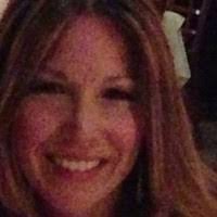 Tara Ely's Instagram, Twitter & Facebook