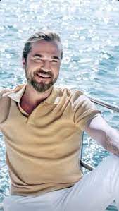Engin altan düzyatan 26 temmuz 1979 yılında i̇zmir'de doğan oyuncu, fotomodel ve sunucudur. 25 Engin Altan Duzyatan Ideas In 2021 Turkish Actors Turkish Beauty Beautiful Series