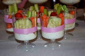 Gender Reveal Party Food Und Baby Shower Getranke Ideen Gender Reveal Ideas Baby Food Baby Shower Finger Foods Baby Shower Drinks Baby Shower Food